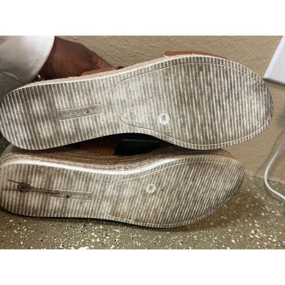 Alex‎ Marie Women’s 9M Sweet Caramel Wedge Espadrille Platform Sandals - Picture 8 of 9